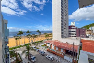  Excelente Cobertura Linear na Praia Mansa REF.: 648